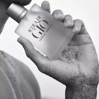Kit Acqua di Giò Giorgio Armani Masculino - Eau de Toilette 100ml + Desodorante 75g + Gel de Banho 75ml